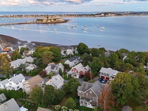 14 Highland Avenue, Hull MA 02045