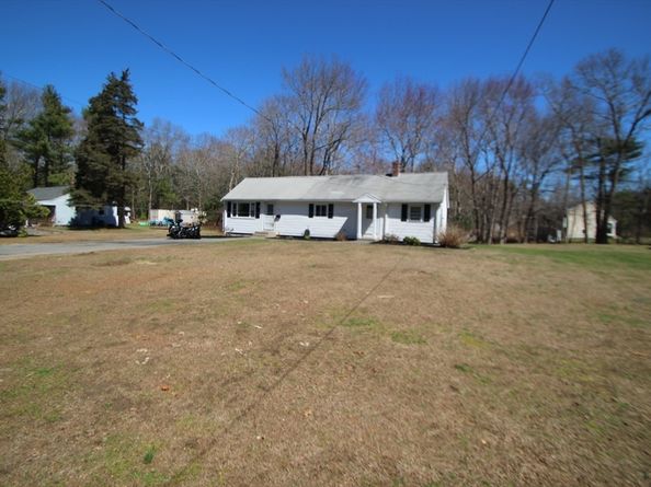 12 Santos Ct, Hanson MA 02341