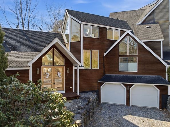 17 Wildflower Path 17, Hudson MA 01749