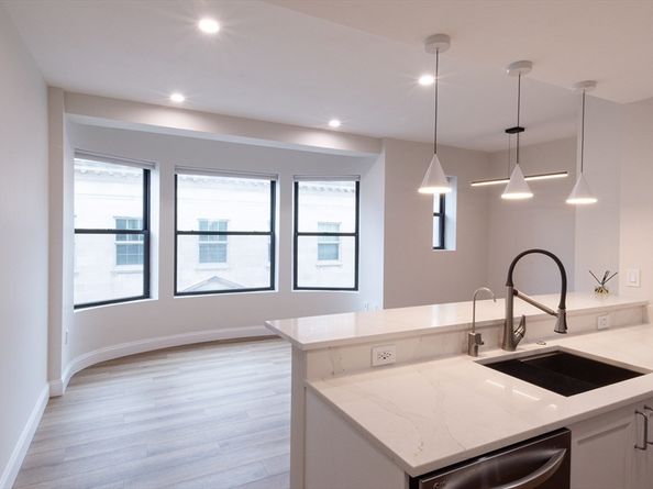 636 Beacon 405, Boston MA 02215