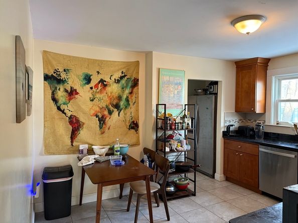 6-8 Cenacle Rd, Boston MA 02135