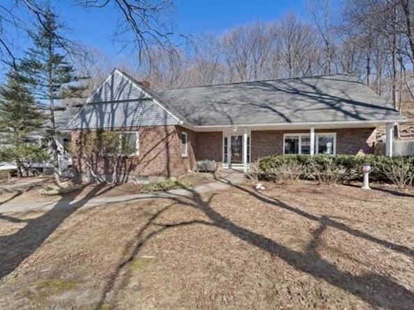 630 North St, Weymouth MA 02189