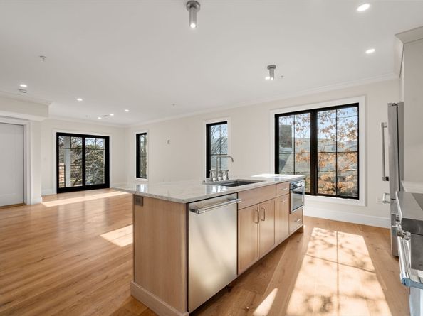 34 Vinton Street 1, Boston MA 02127