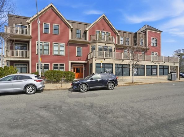 315 Highland Ave 101, Somerville MA 02144