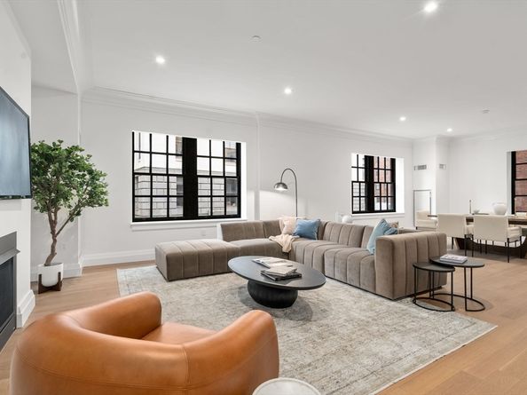 45 Temple St 312, Boston MA 02114