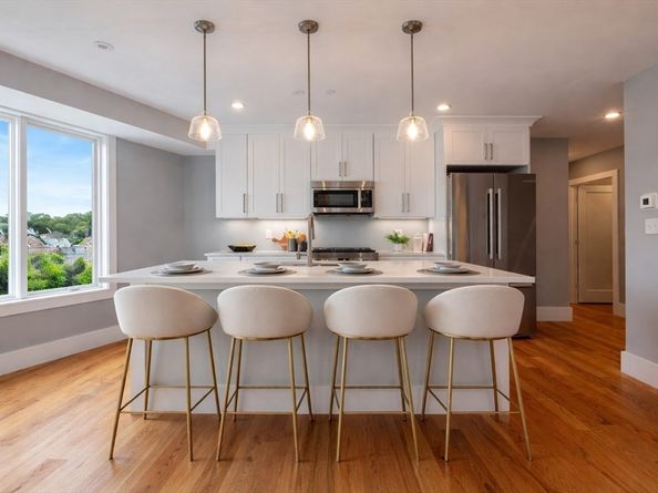 150 Hancock St 101, Quincy MA 02171