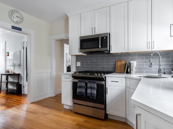 7 Connecticut Ave 1, Somerville MA 02145