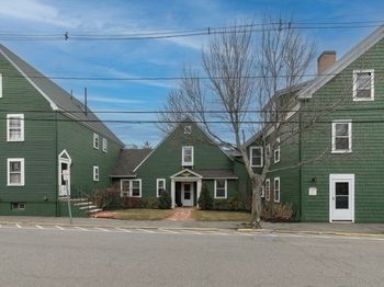 8 Franklin St