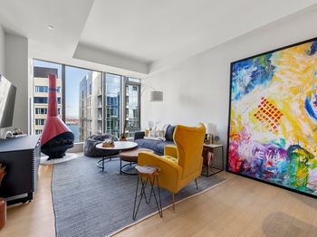 133 Seaport Boulevard