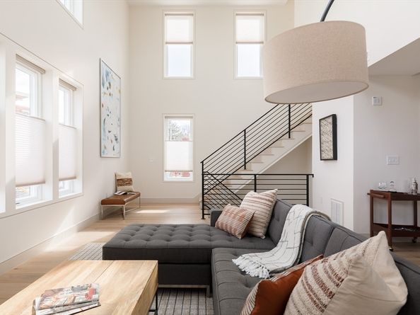 17 Smith Place, Cambridge MA 02138