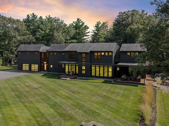 9A Ashley Road, Southborough MA 01772