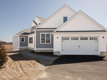 60 Metacomet Road