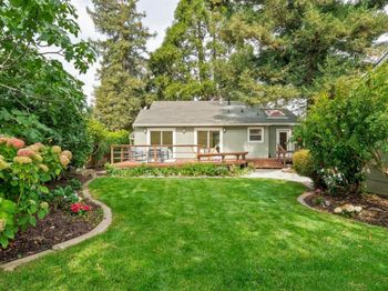 710 7th Avenue