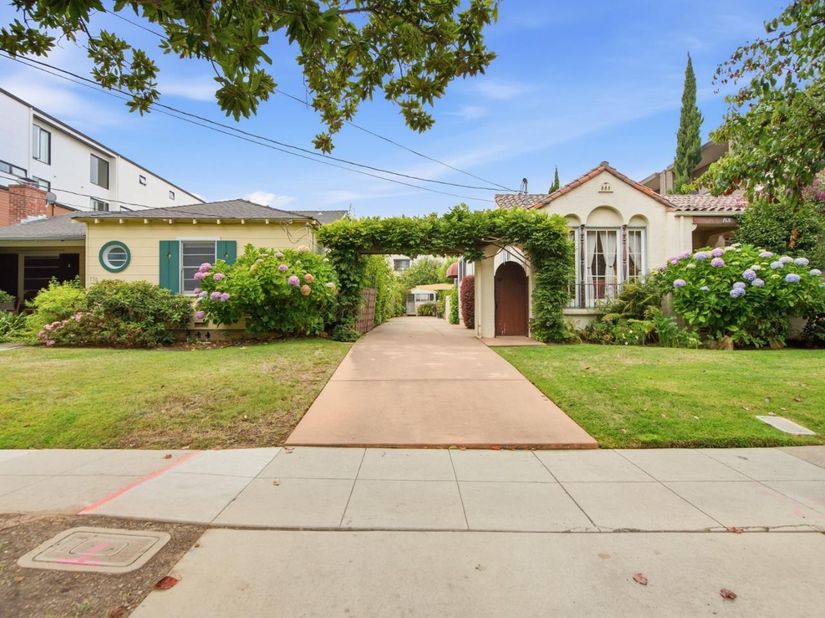 768 Elm Street, San Carlos CA 94070