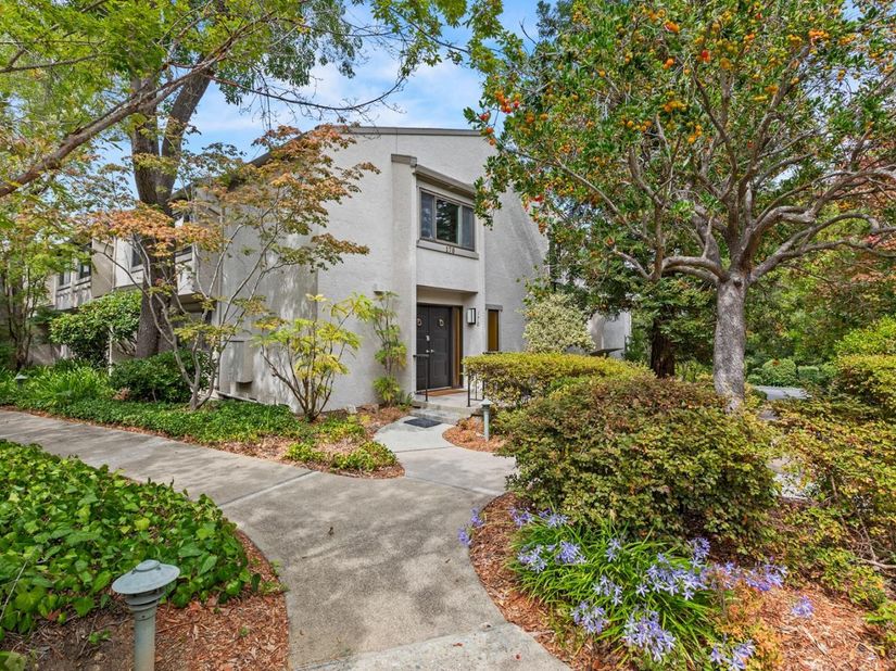 170 Sand Hill Circle, Menlo Park CA 94025