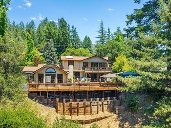 341 Blackstone Court