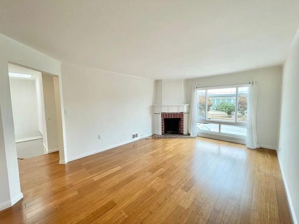 Undisclosed Address #ML82053387, San Francisco CA 94116
