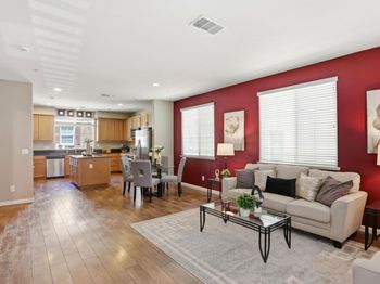 57 Regency Place