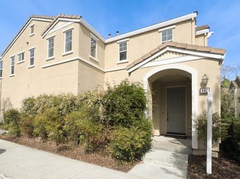682 N 9th Street