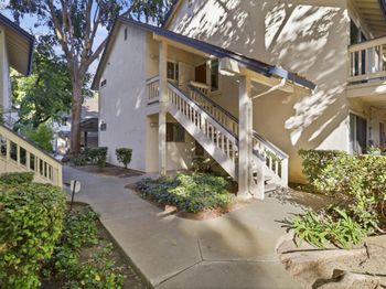 2217 Summereve Court