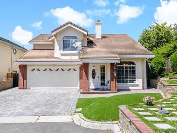 3389 Brook Leaf Court