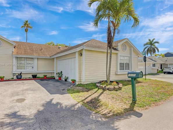 10125 SW 139th Pl, Miami FL 33186