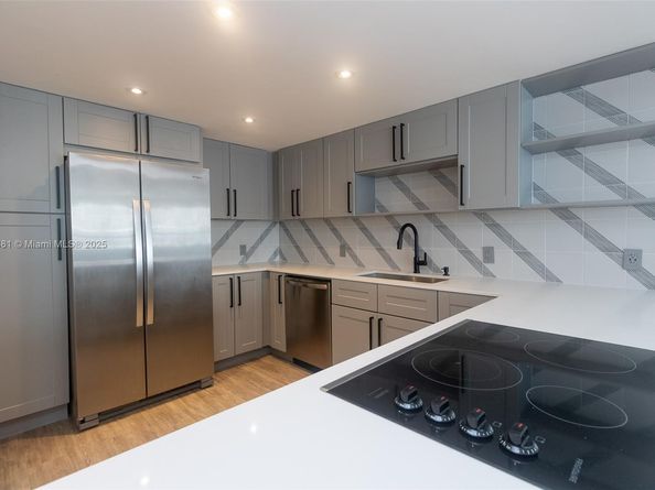 11 Island Ave 1709, Miami Beach FL 33139