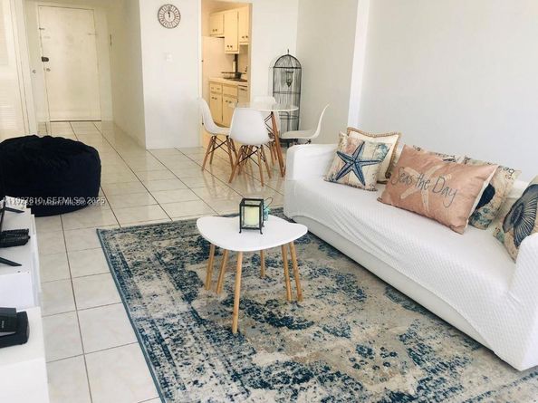 100 Lincoln Rd 541, Miami Beach FL 33139