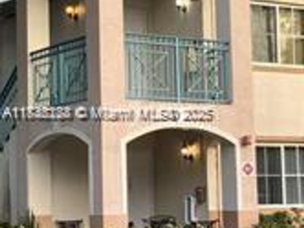 2125 NW 77th Way 201, Pembroke Pines FL 33024