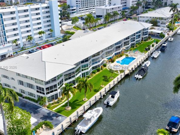 3050 NE 48th St 210, Fort Lauderdale FL 33308