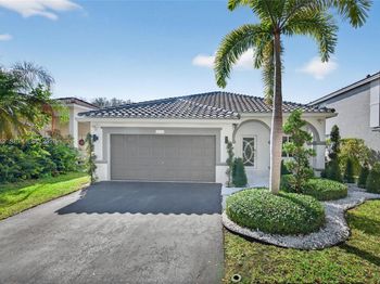 4115 Sabal Ridge Cir