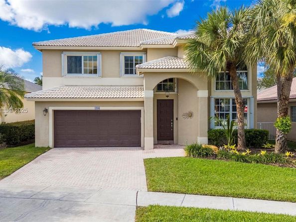 1996 NW 170th Ter, Pembroke Pines FL 33028