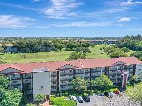 701 SW 128th Ave 207F, Pembroke Pines FL 33027
