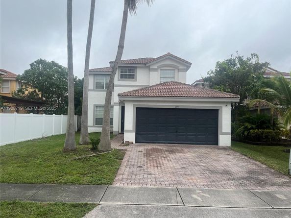 2355 SW 162nd Ter, Miramar FL 33027
