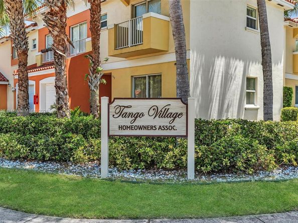 1316 NW 3rd St, Fort Lauderdale FL 33311