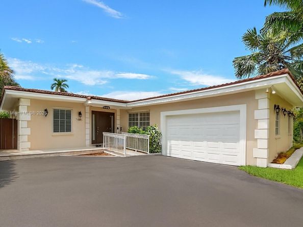 516 Gerona Ave, Coral Gables FL 33146