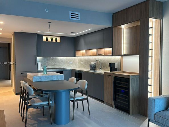 3131 NE 7th Ave 2805, Miami FL 33137