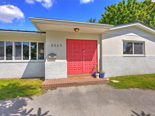 8865 SW 83rd St, Miami FL 33173