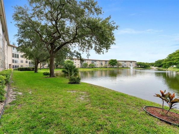 1704 Andros Isle C2, Coconut Creek FL 33066