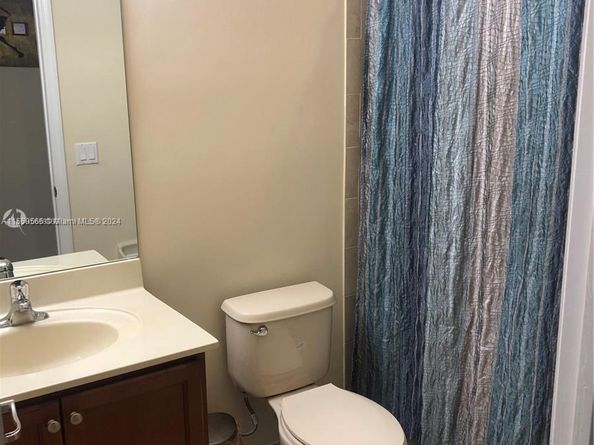 11501 NW 89th St 209, Doral FL 33178