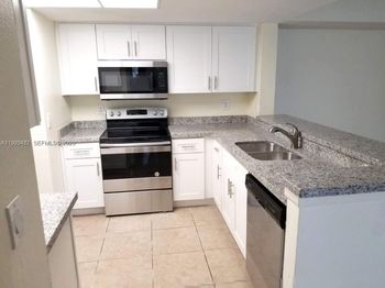 9022 W Atlantic Blvd