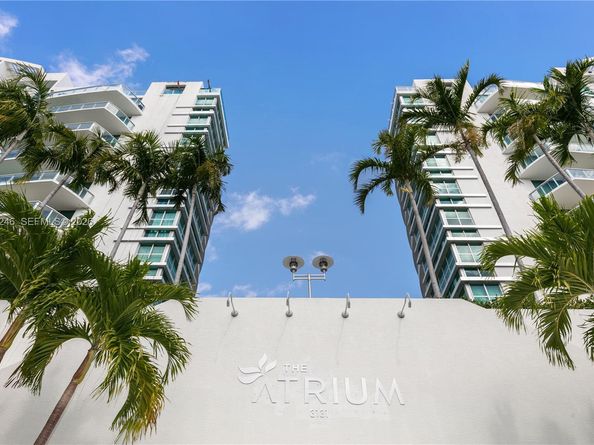 3131 NE 188th St 21010, Aventura FL 33180