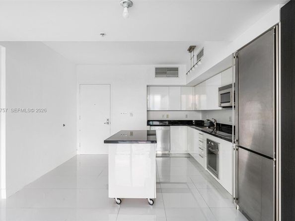 92 SW 3rd St 4109, Miami FL 33130