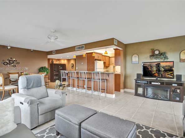 5100 Dupont Blvd 6M, Fort Lauderdale FL 33308