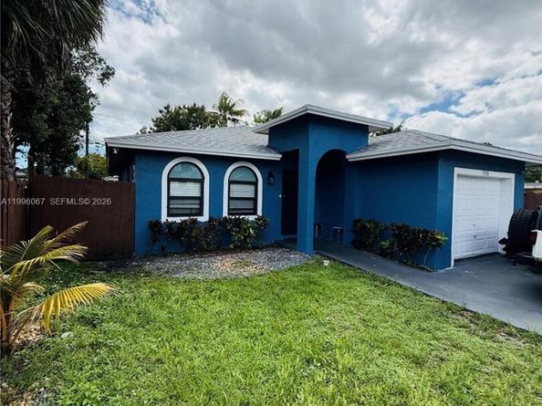 2920 NW 8th St, Fort Lauderdale FL 33311