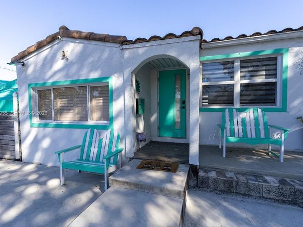 1629 Arthur St, Hollywood FL 33020