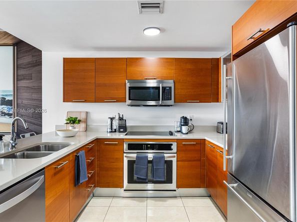 3250 NE 1st Ave 913, Miami FL 33137