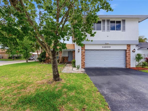 14600 Ashland Pl, Davie FL 33325