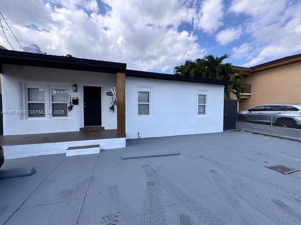 4783 NW Flagler Ter, Miami FL 33126
