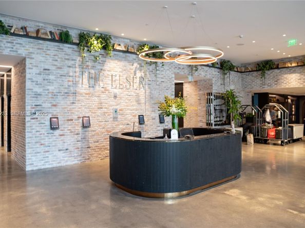 398 NE 5th St 2602, Miami FL 33132